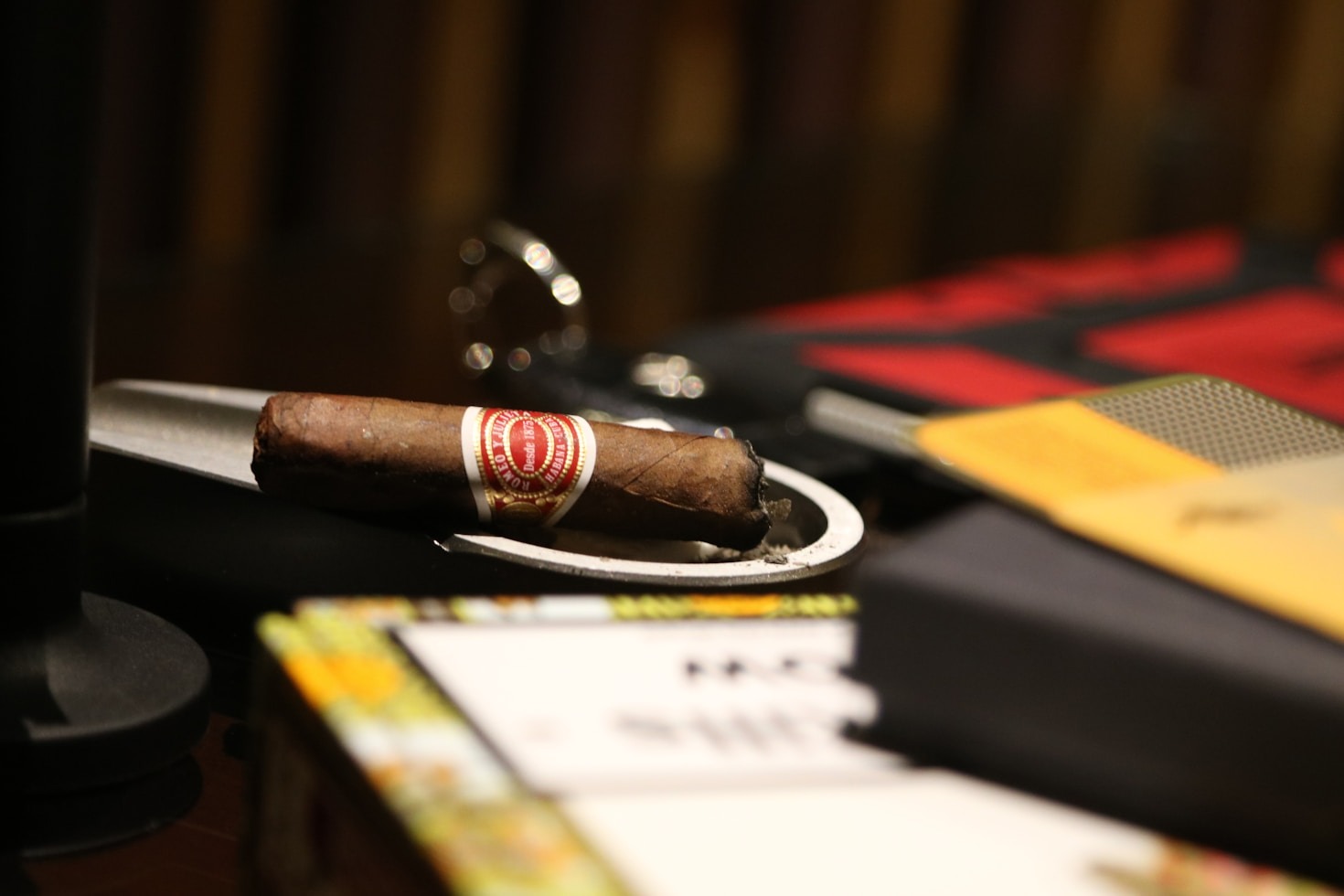 The Perfect Pair: Cigars and Spirits
